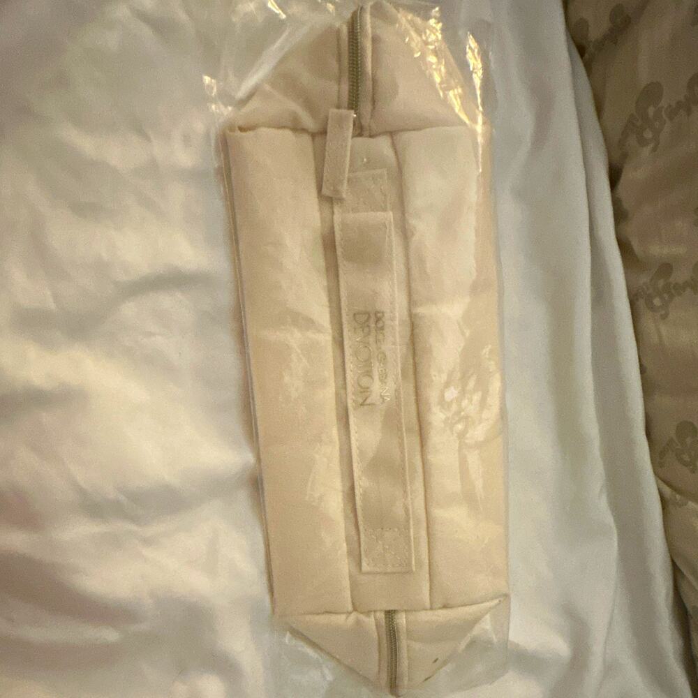 Dolce & Gabbana Devotion EDPI Pouch P1DV9040 Beige Heart New in Original pack